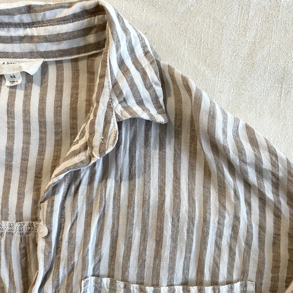 XS beach button up